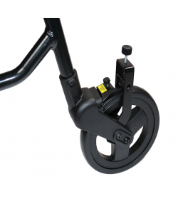 Slow down brakes prevent the Nexus3 rollator from
moving too fast and enables a controlled walking
..