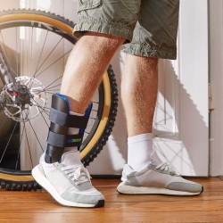 About this itemADJUSTABLE AIR CELLS: Equipped with pre-inflated, adjustable air cells that provide c..